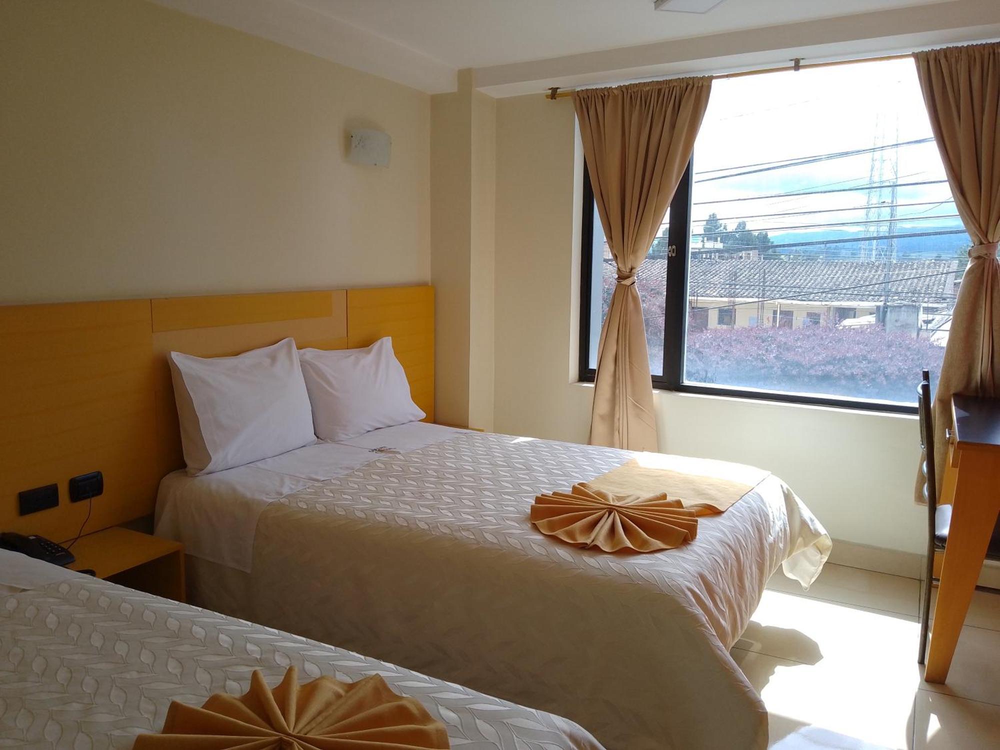 Hotel Golden Coral Тулькан Экстерьер фото